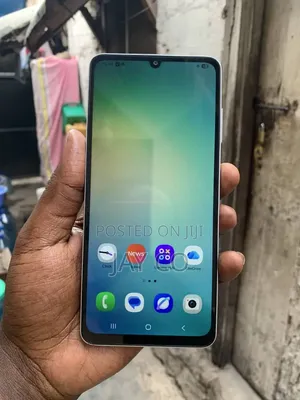 Samsung Galaxy A06 128 GB White