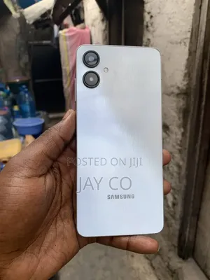 Samsung Galaxy A06 128 GB White