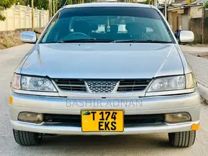 Toyota Carina 1.5 FWD Sedan 2001 Silver