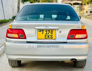 Toyota Carina 1.5 FWD Sedan 2001 Silver