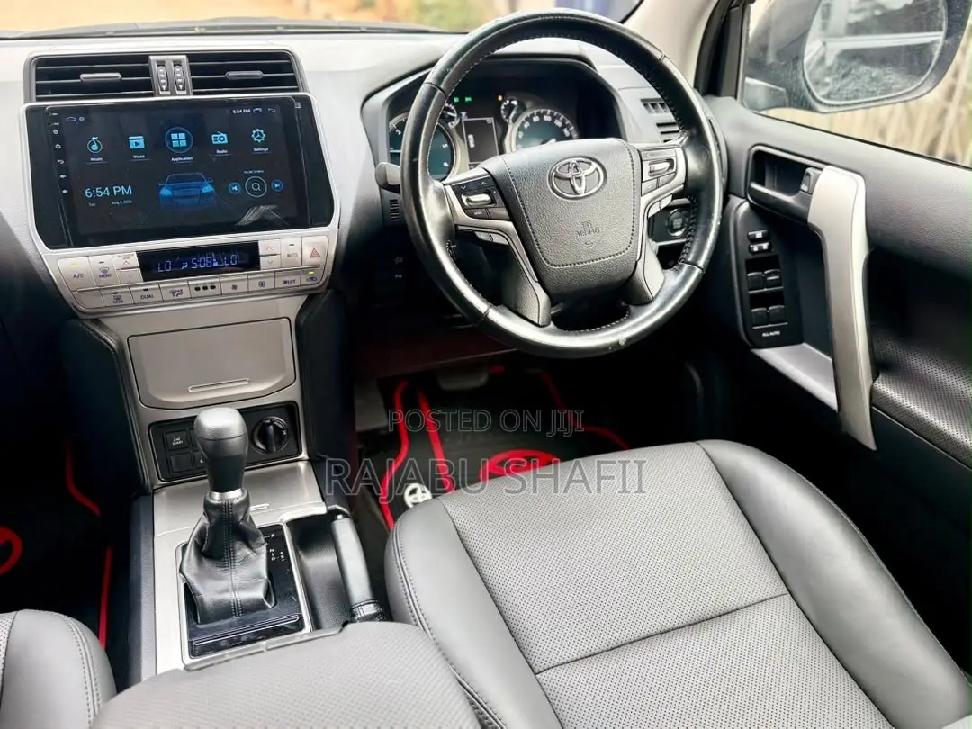 Toyota Land Cruiser Prado 3.0 172hp 2019 Black