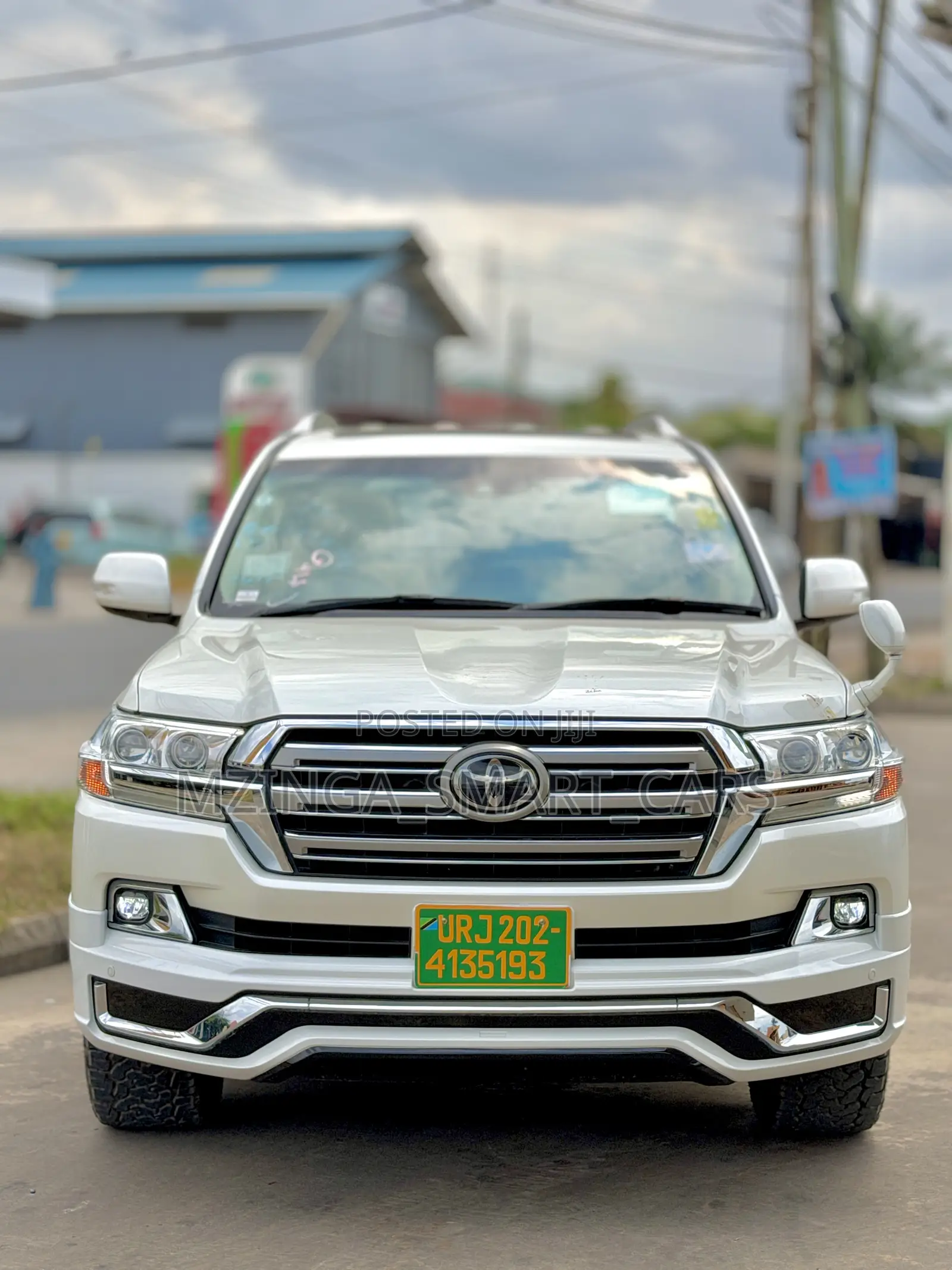 Toyota Land Cruiser 4.6 V8 ZX 2017 White