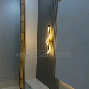 Simple TV Wall Unit and Showcase Decoration
