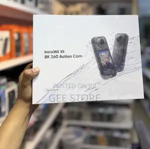 Insta360 X5 Essentials Bundle