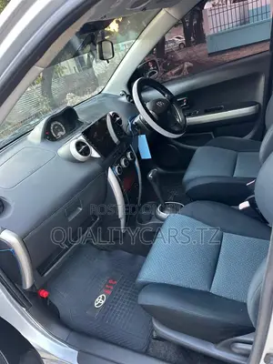 Toyota IST 2006 Silver