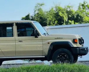 Toyota Land Cruiser 2025 Beige