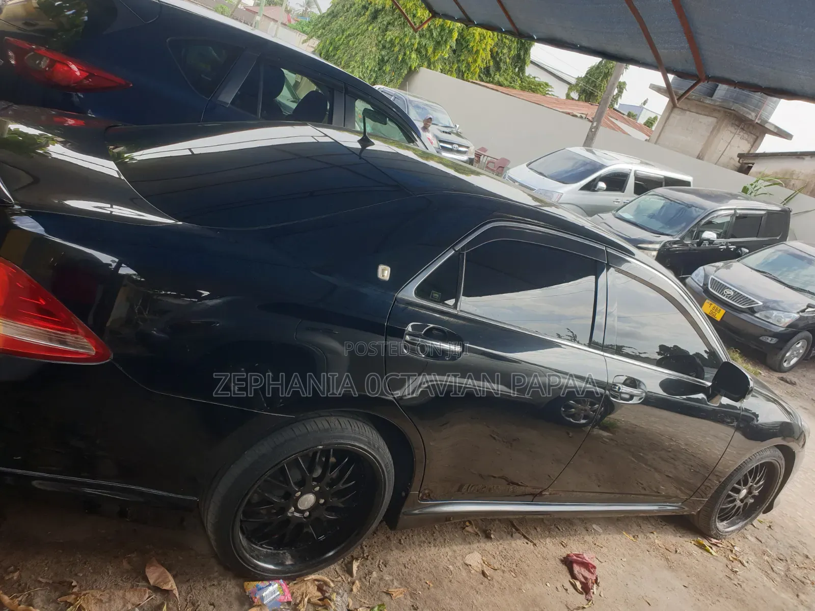 Toyota Crown 2010 Black