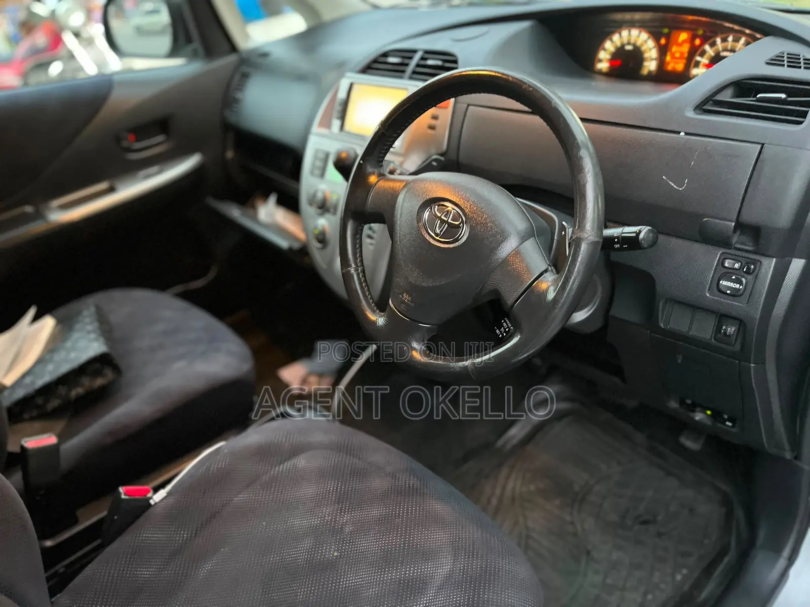 Toyota Ractis 2006 Silver