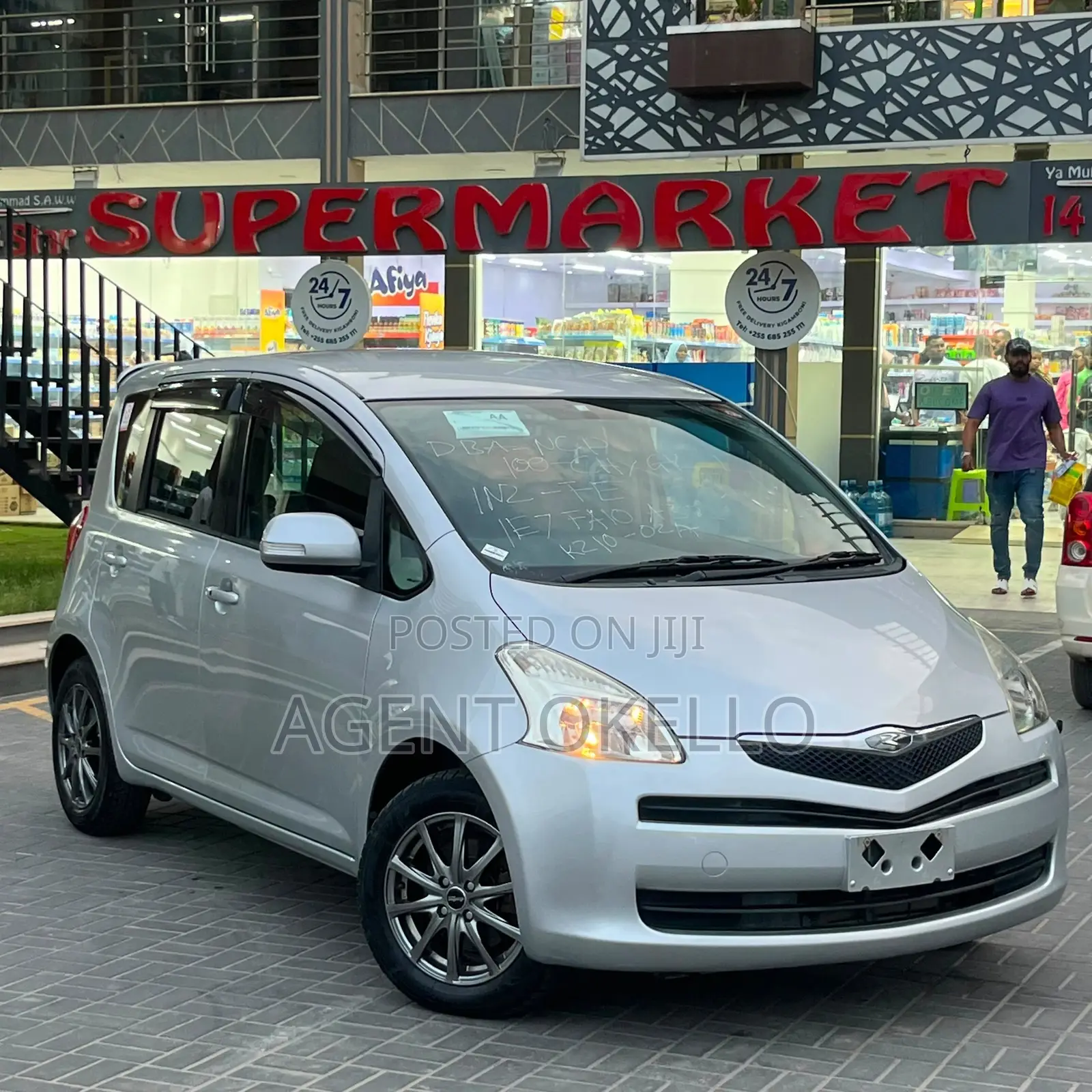 Toyota Ractis 2006 Silver