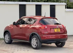 Nissan Juke 2012 Red