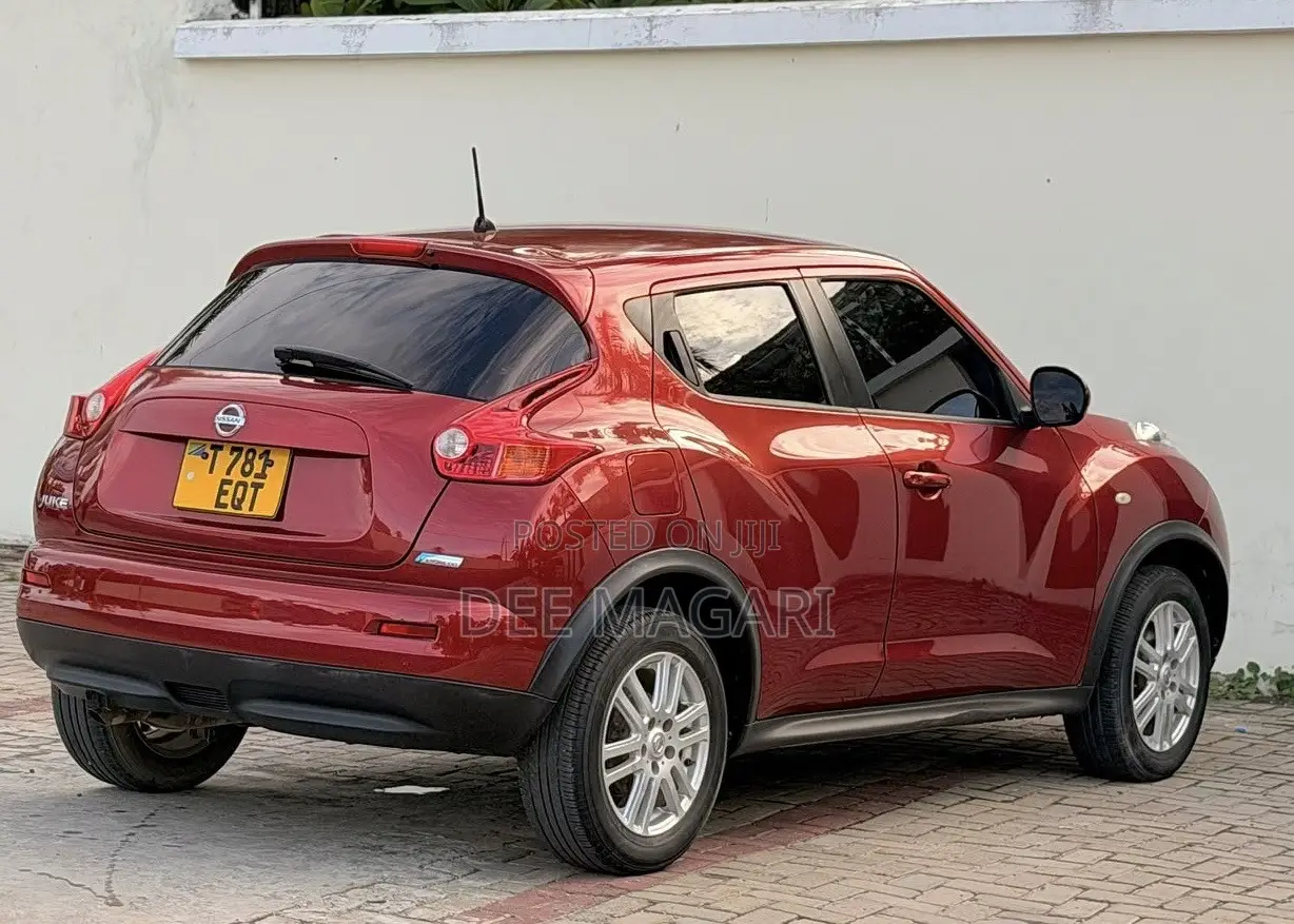 Nissan Juke 2012 Red
