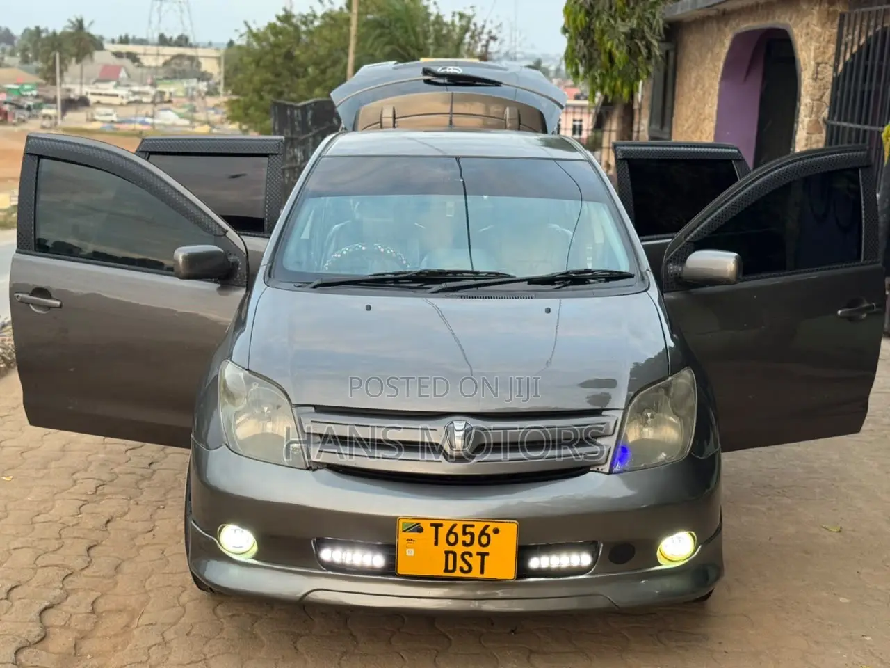 Toyota IST 2004 Gray