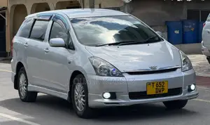 Toyota Wish 2003 Silver