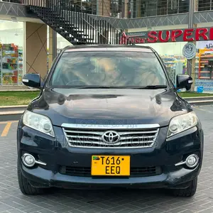 Toyota Vanguard 2010 Black