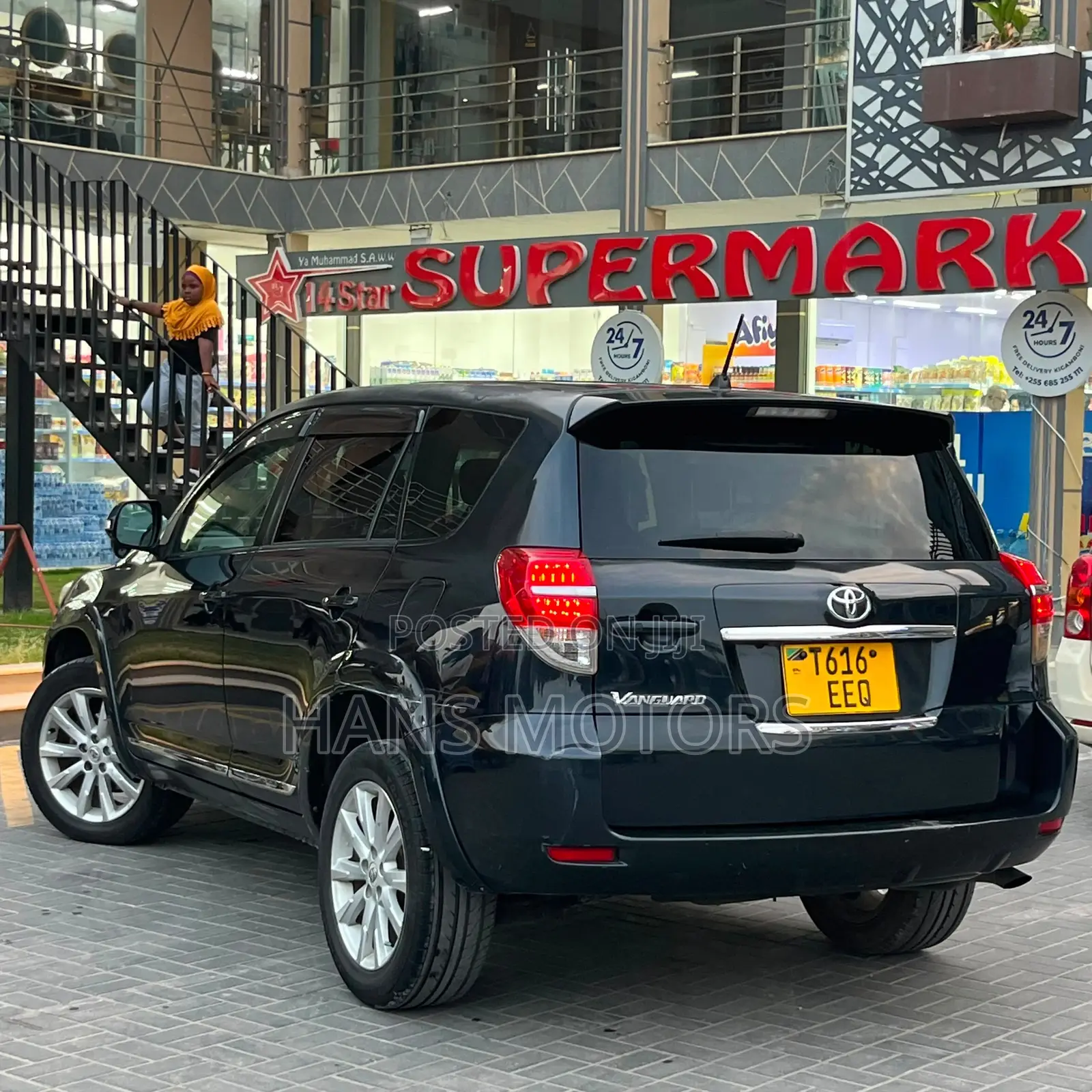 Toyota Vanguard 2010 Black