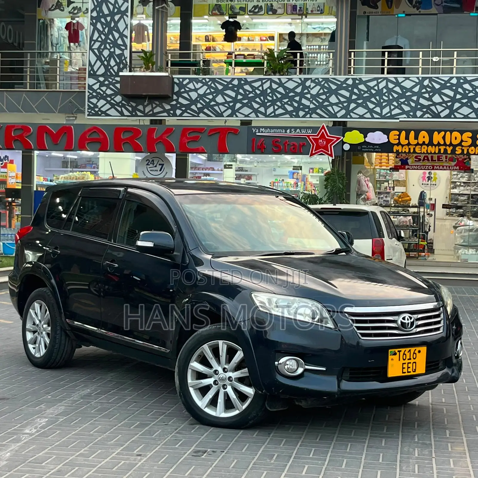 Toyota Vanguard 2010 Black