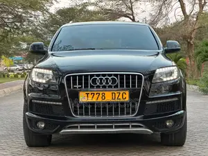 Audi Q7 2011 Black