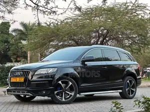 Audi Q7 2011 Black