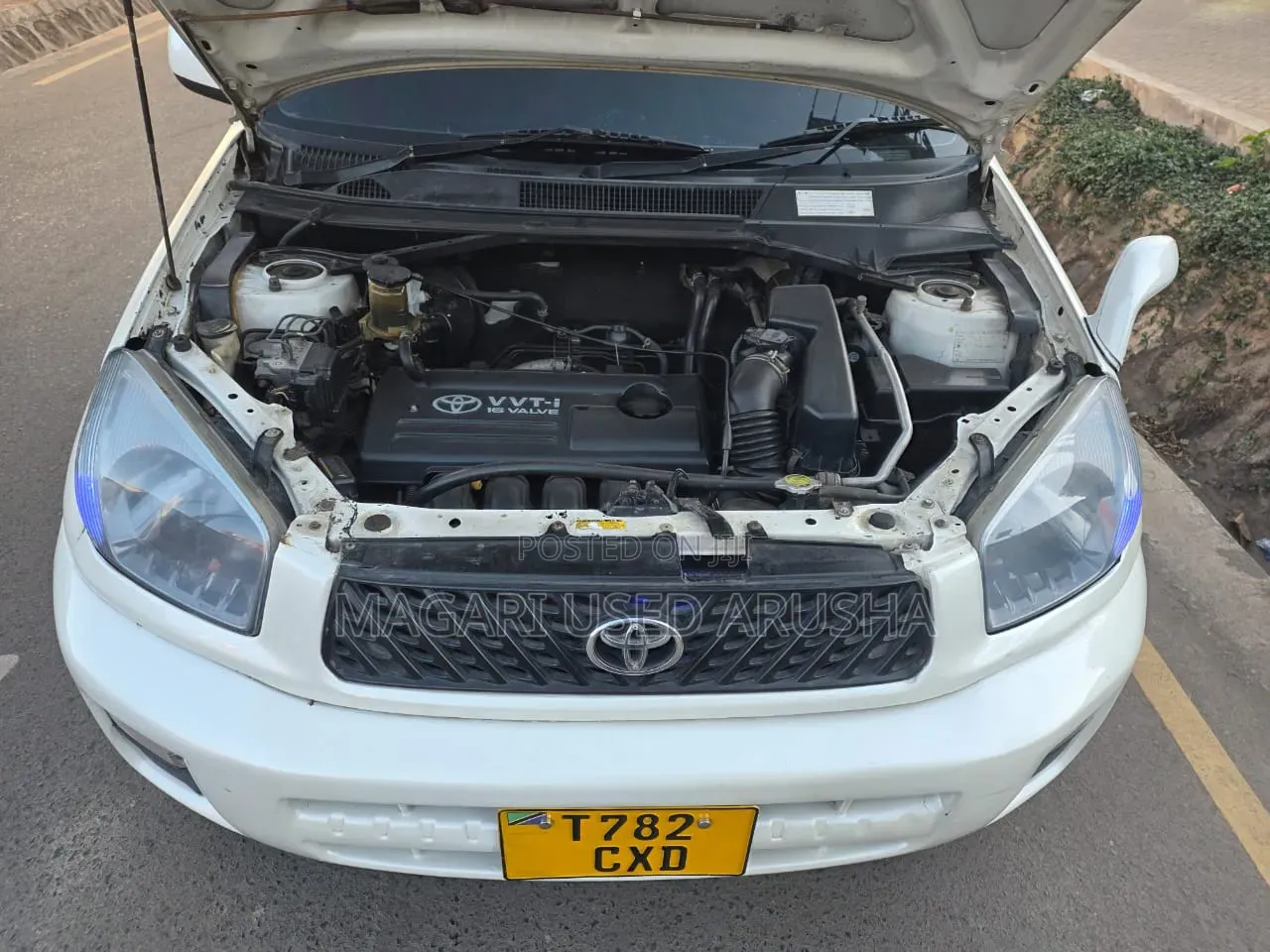 Toyota RAV4 Automatic 2003 White