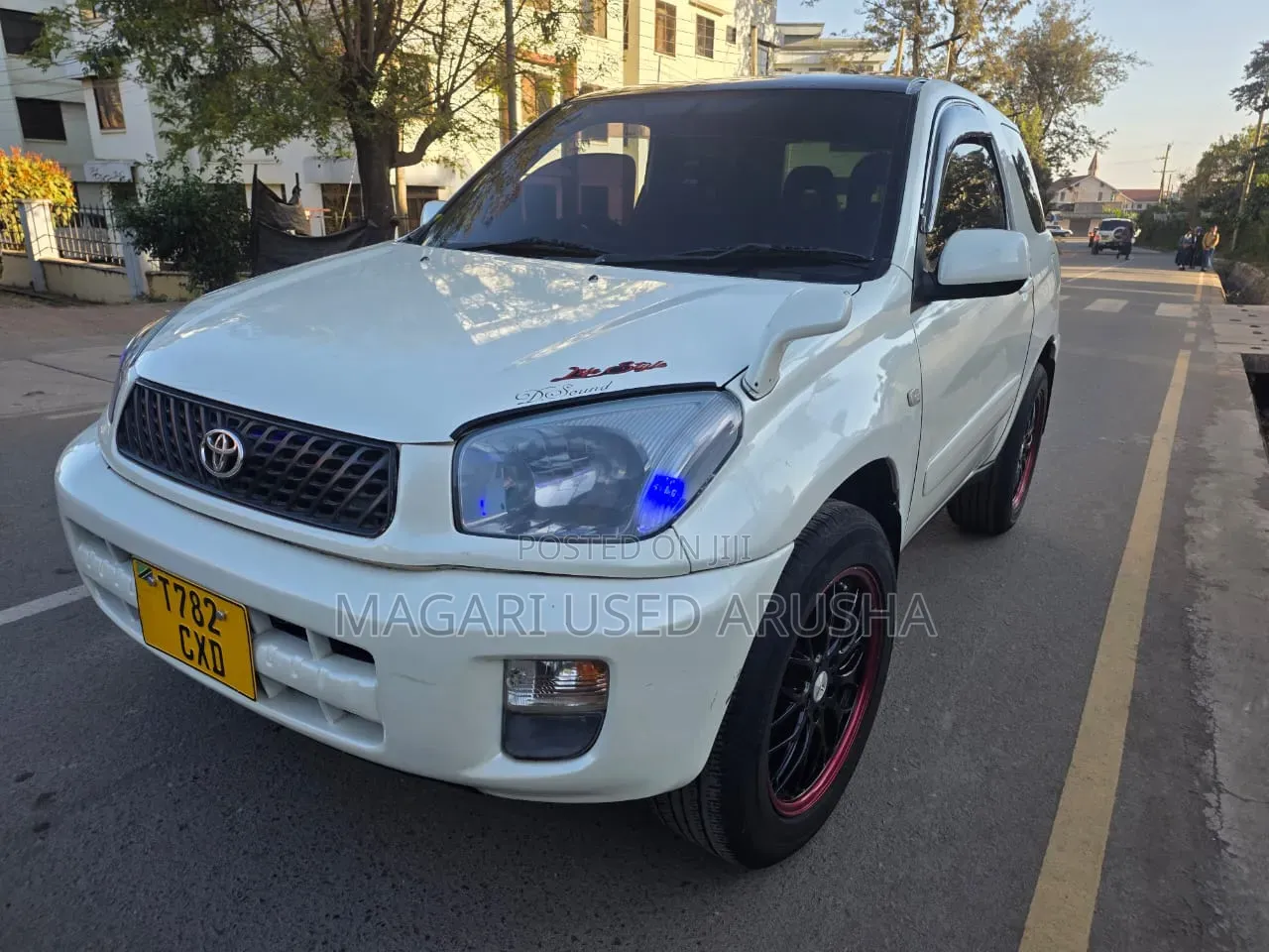 Toyota RAV4 Automatic 2003 White