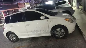 Toyota IST 2006 White