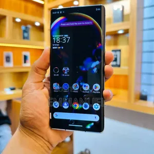 Sharp Aquos R6 128 GB Black