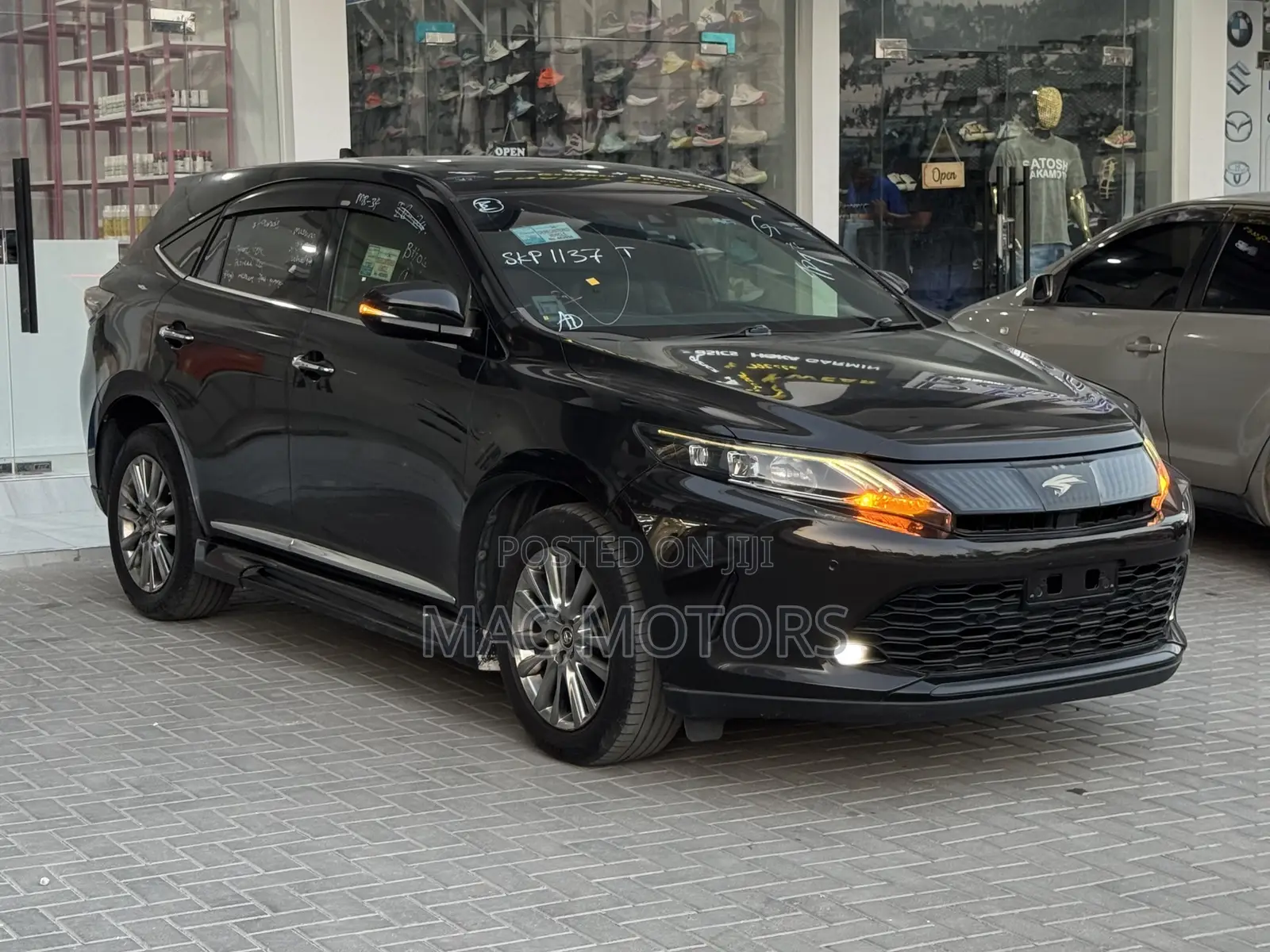 Toyota Harrier 2015 Gray