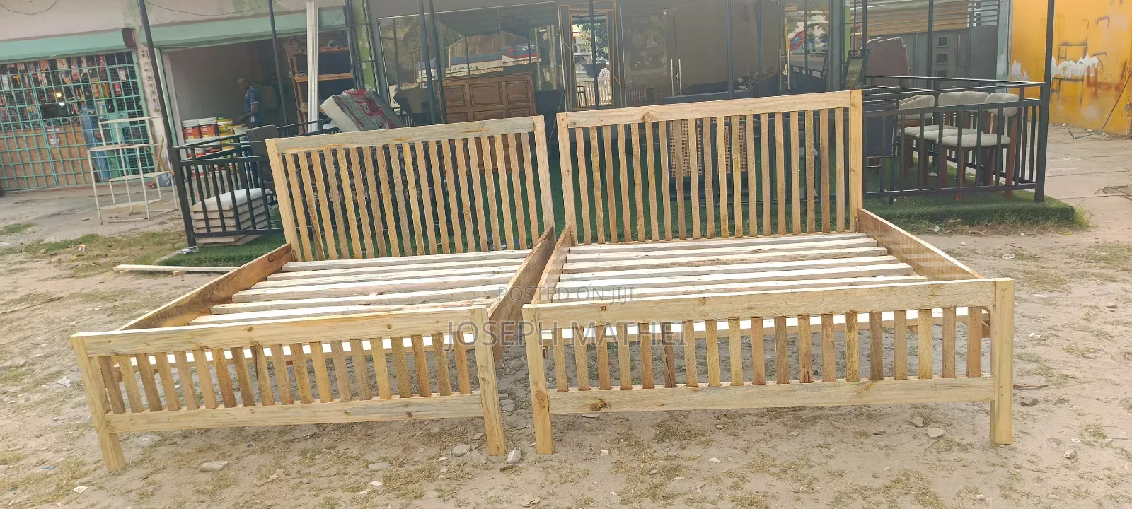 Vitanda Vizuri Imara Vya Tenga 5/6 Soft Wood