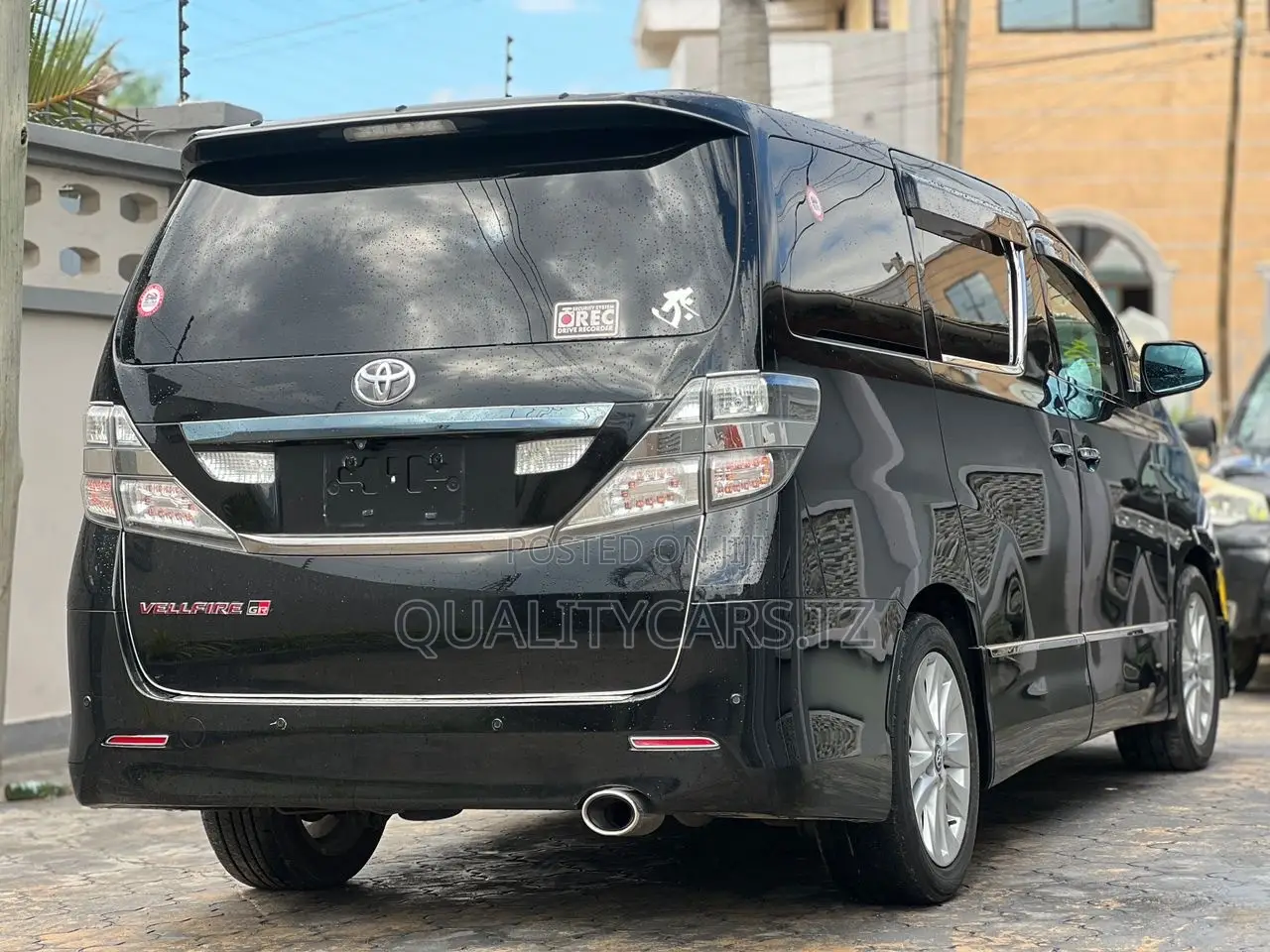 Toyota Vellfire V 2.4 FWD 7-Seater 2009 Black