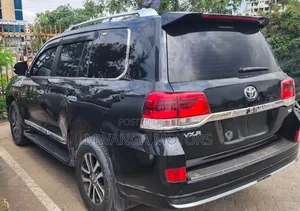 Toyota Land Cruiser 2013 Black