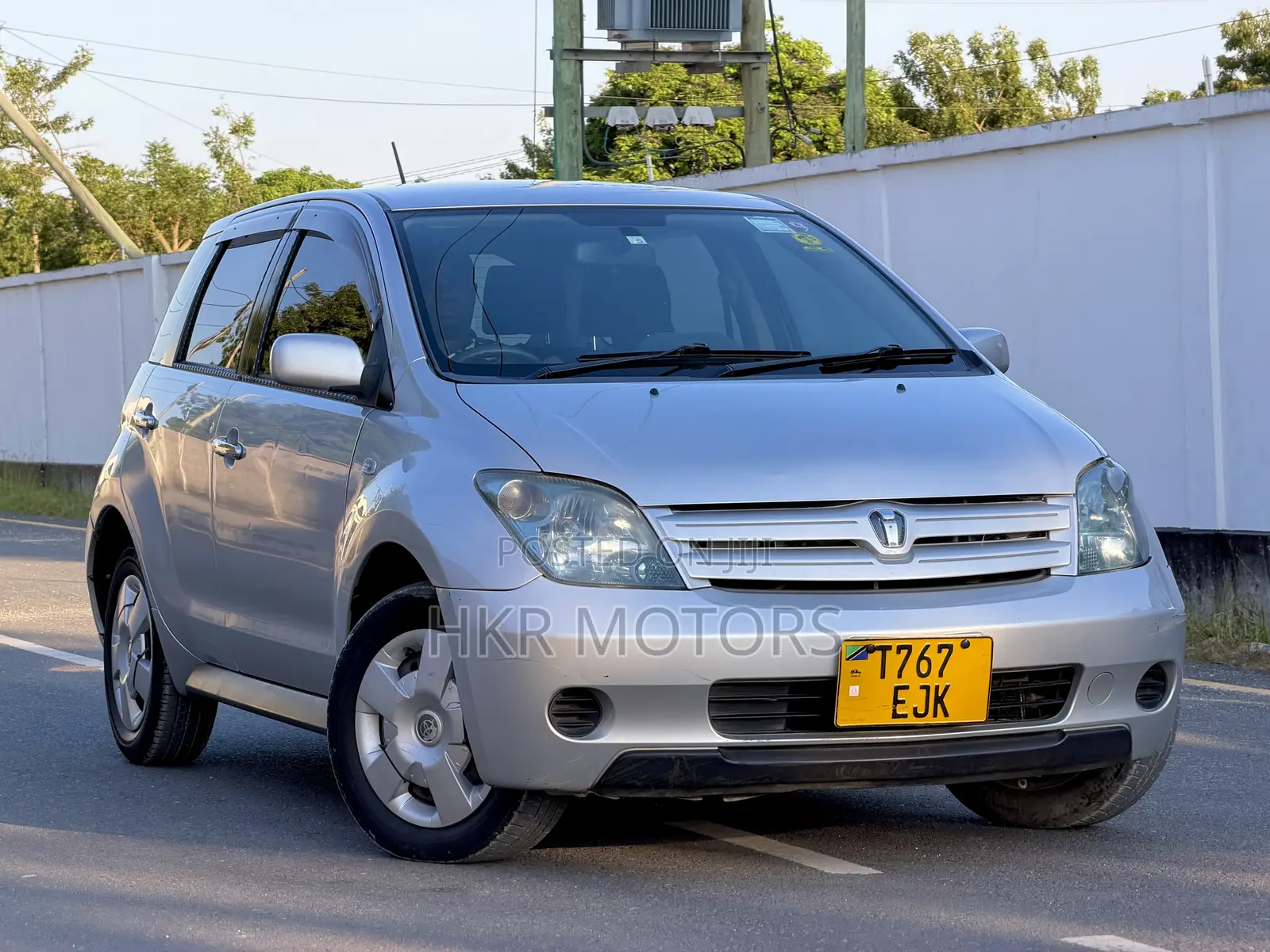 Toyota IST 2004 Silver