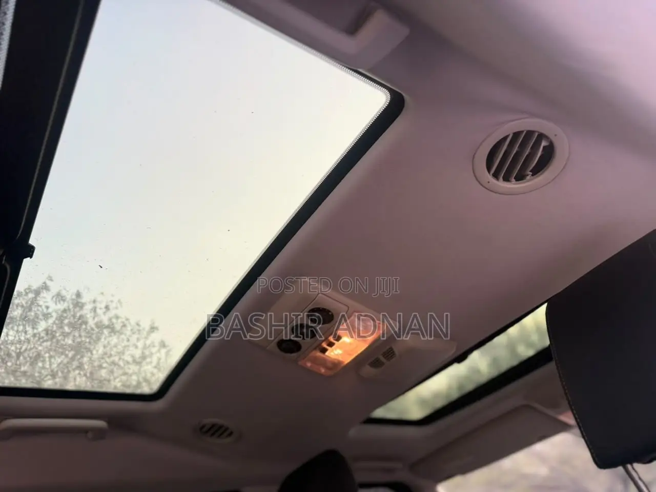 Land Rover Discovery 2012 Black