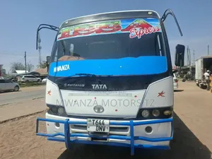 Tata LP 2009 White