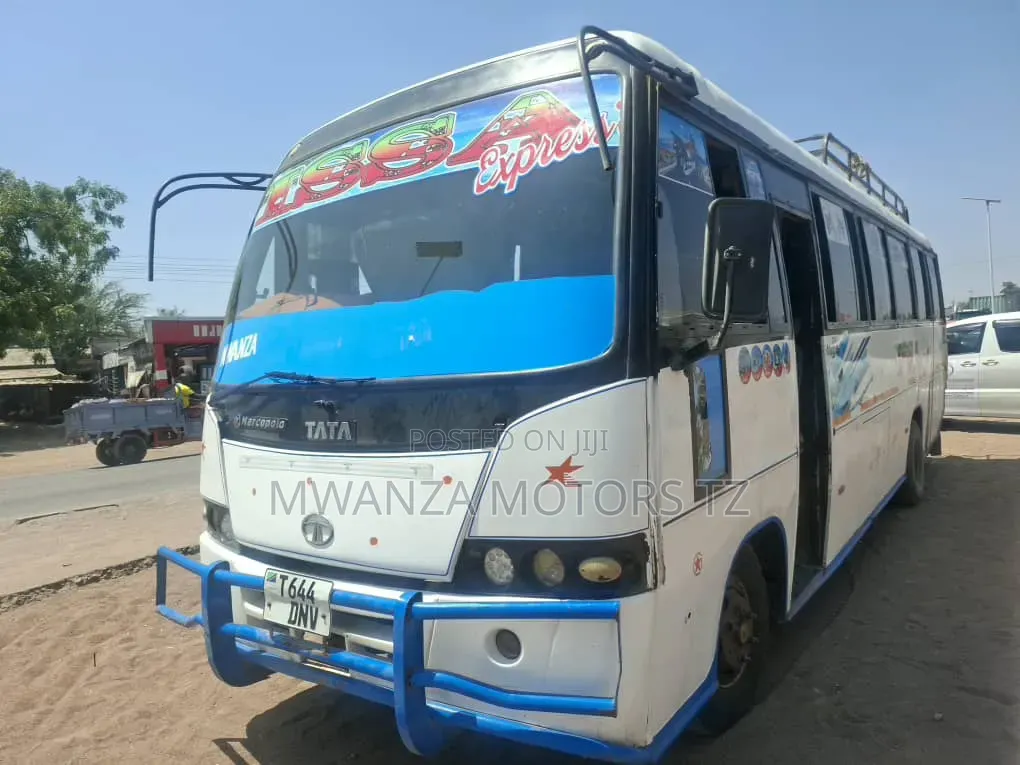 Tata LP 2009 White