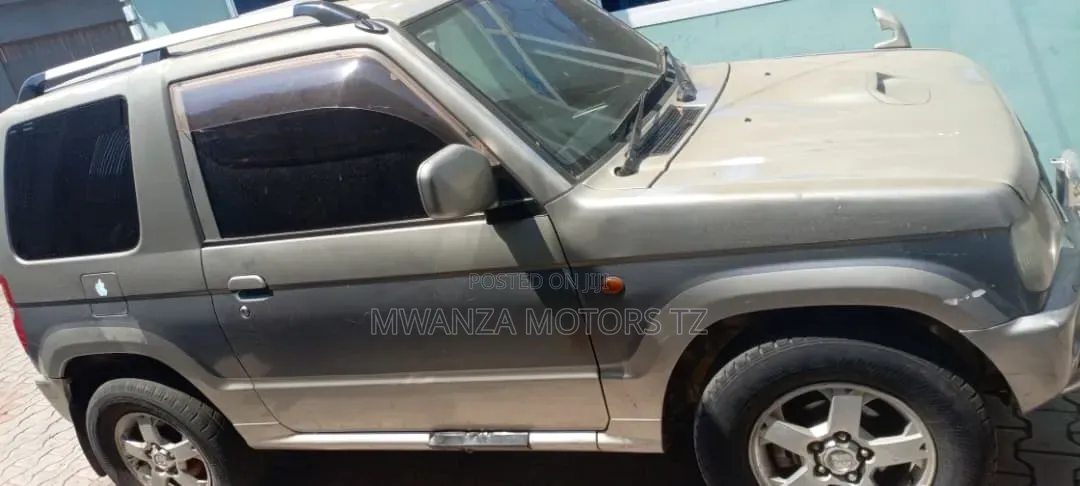 Mitsubishi Pajero 2007 Silver