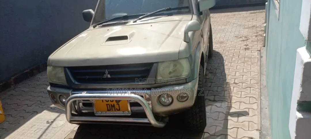 Mitsubishi Pajero 2007 Silver