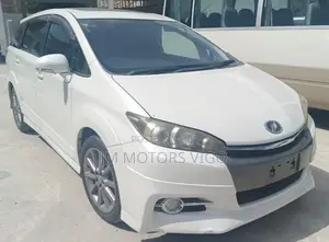 Toyota Wish 2013 White