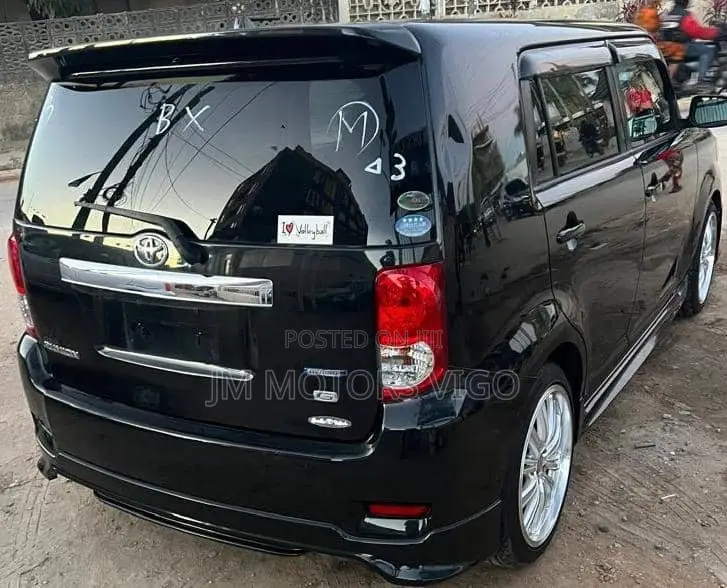 Toyota Corolla Rumion 2009 Black