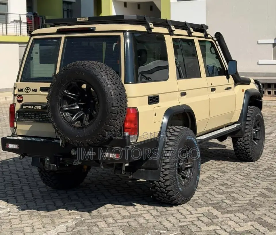 Toyota Land Cruiser 2023 Beige