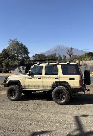 Toyota Land Cruiser 2023 Beige