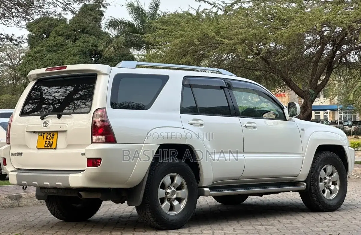 Toyota Hilux Surf 2.7 SSR 2004 White