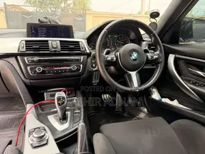 BMW 3 Series 320d RWD 2013 White