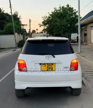 Toyota IST 2005 White