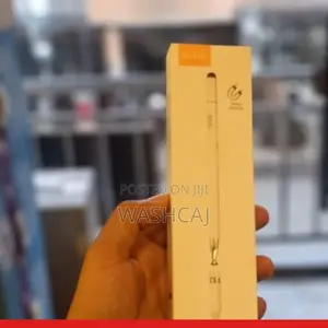 A Vidvie 3-in-1 Magnetic Stylus, Model AP07.