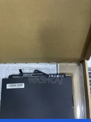 HP Elitebook 820/725 G3 G4 ,And 828 G4 Battery