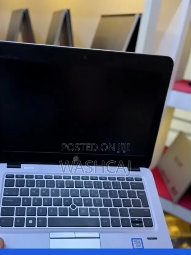 New Laptop HP EliteBook 820 G3 256GB Intel Core i5 SSD 256GB