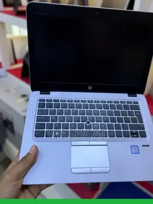 New Laptop HP EliteBook 820 G3 256GB Intel Core i5 SSD 256GB