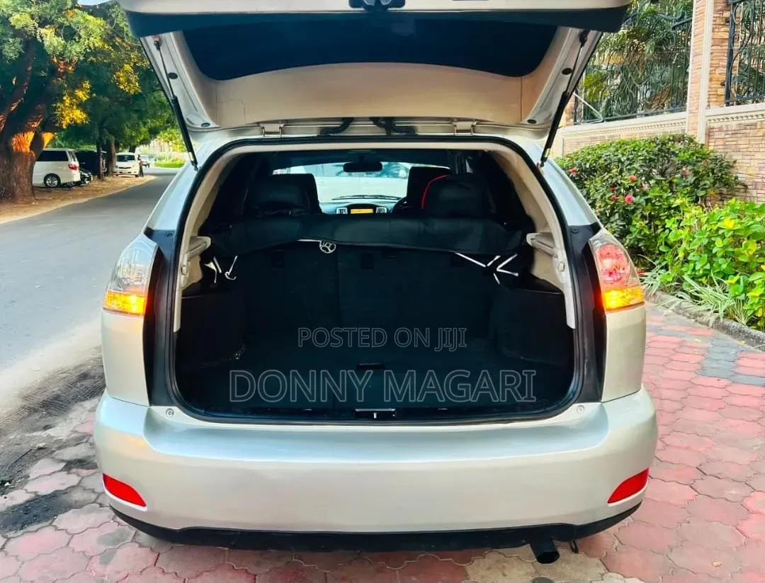 Toyota Harrier 2006 Silver