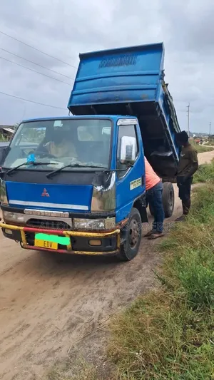 Canter Tipper
