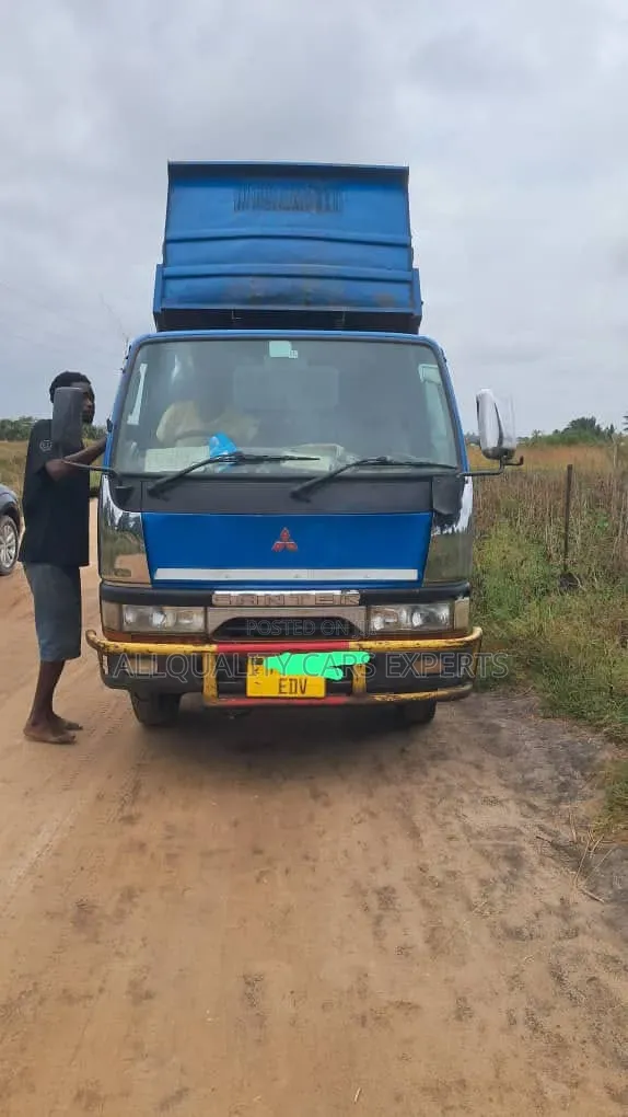 Canter Tipper